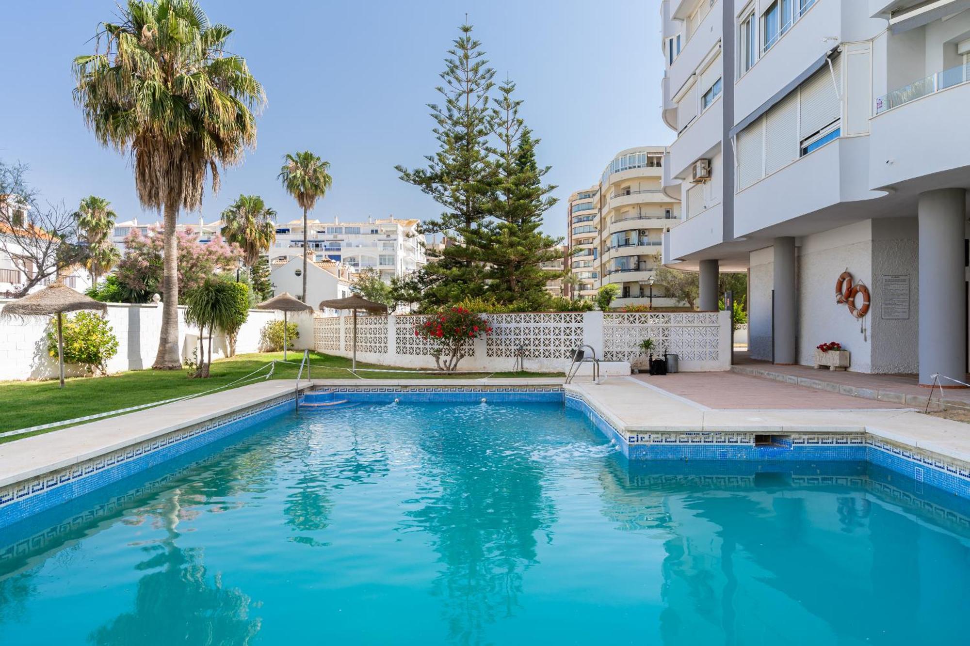 Blonzu Dominicana Fuengirola Extérieur photo